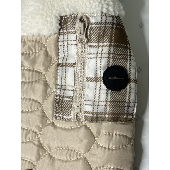 Ugg Dog Vest Coat Puffer Sherpa Fleece Plaid Pet Apparel NWT Small Reversible - Picture 5 of 8